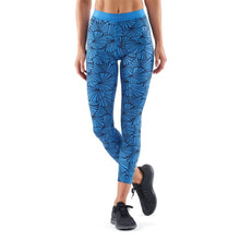 Load image into Gallery viewer, Skins Women's DNAmic 7/8 Tights
