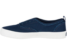 Load image into Gallery viewer, Sperry Women's Crest Knot Fray Shoes
