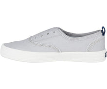 Load image into Gallery viewer, Sperry Women's Crest Knot Fray Shoes
